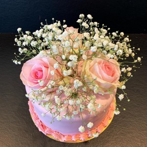 design cake roses birthday maison delaroche